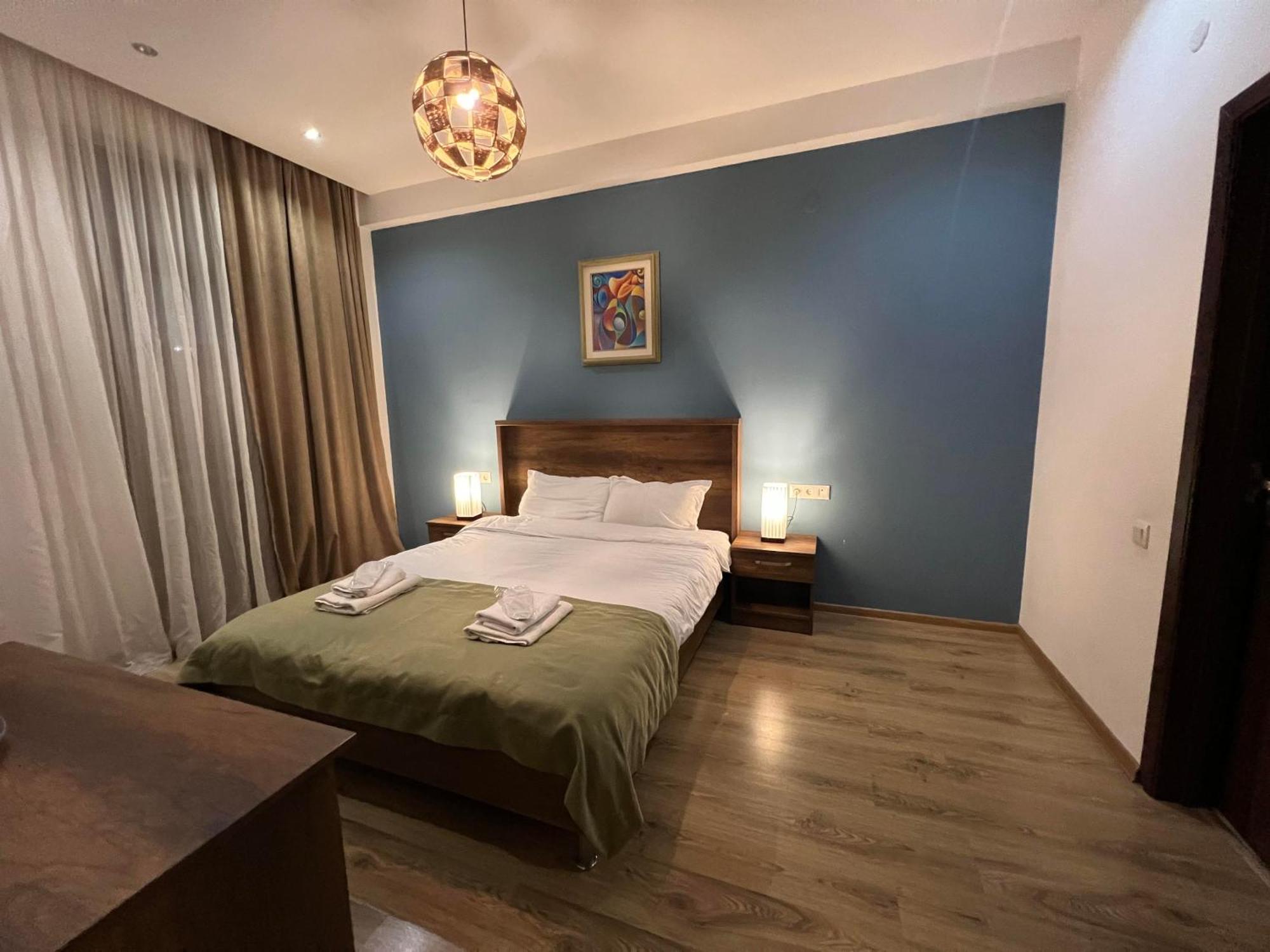 Hotel King Tom Tbilisi Ngoại thất bức ảnh