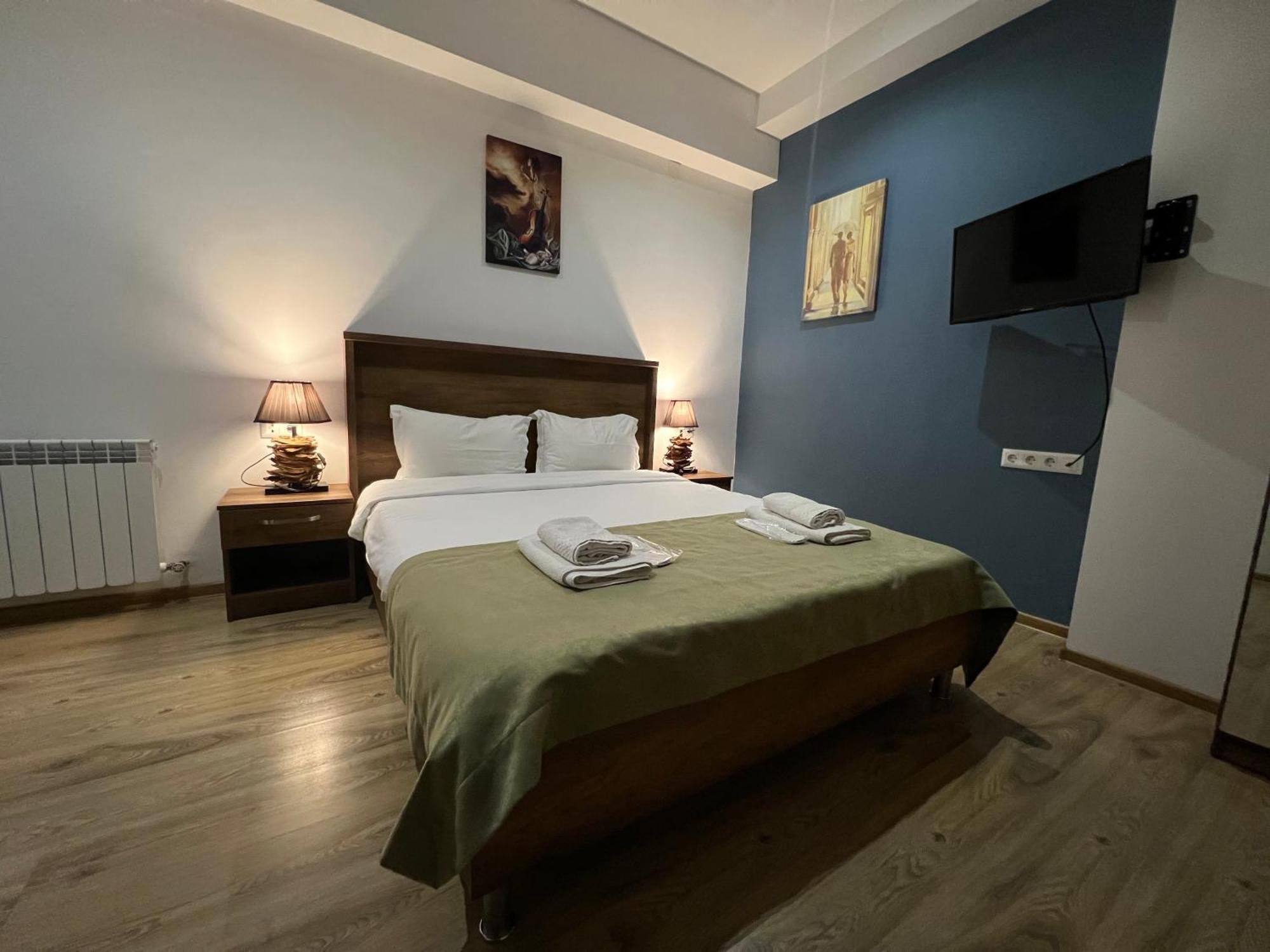 Hotel King Tom Tbilisi Ngoại thất bức ảnh