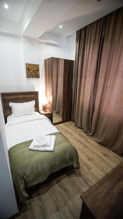 Hotel King Tom Tbilisi Ngoại thất bức ảnh