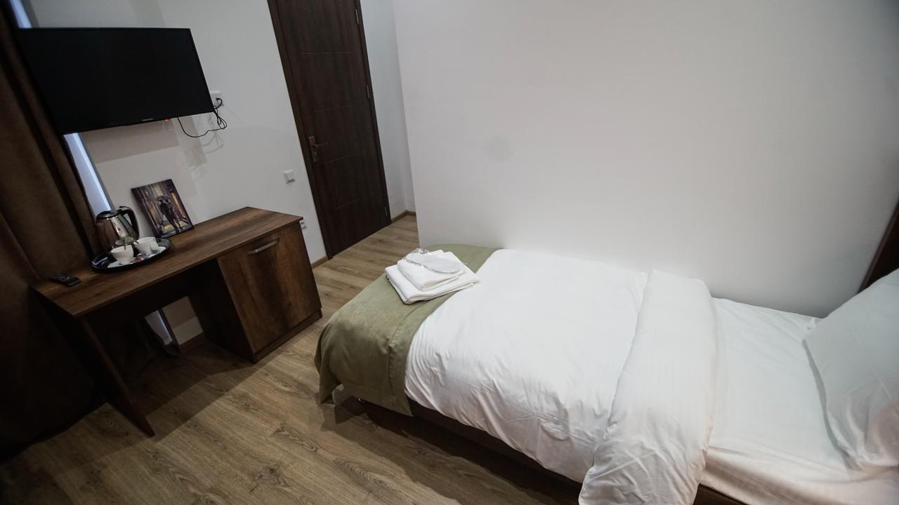 Hotel King Tom Tbilisi Ngoại thất bức ảnh