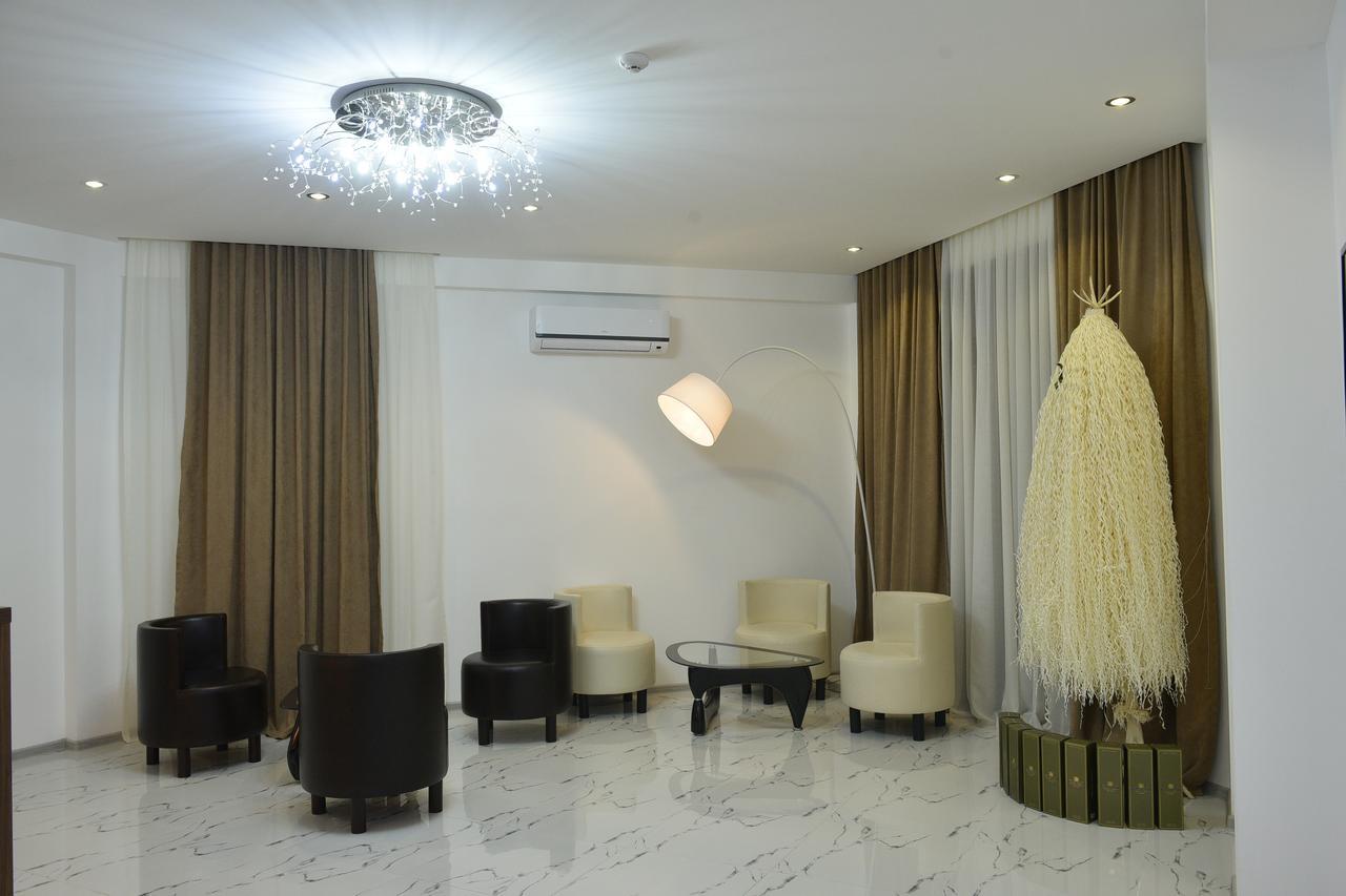 Hotel King Tom Tbilisi Ngoại thất bức ảnh